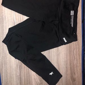 PINK by Victoria’s Secret ultimate black legging